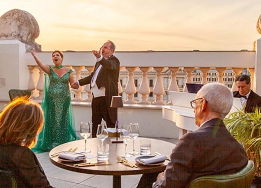 Rooftop Opera Dinner In Rome