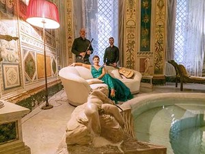 Valentine's Day Opera Serenades